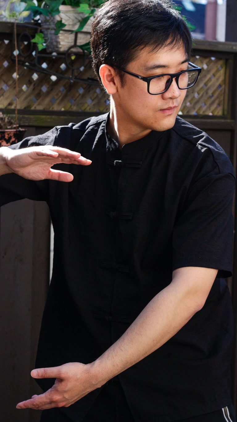 Flow Taichi - A popular Tai Chi class in Toronto. Get effective workouts. Improve health and relieve stress